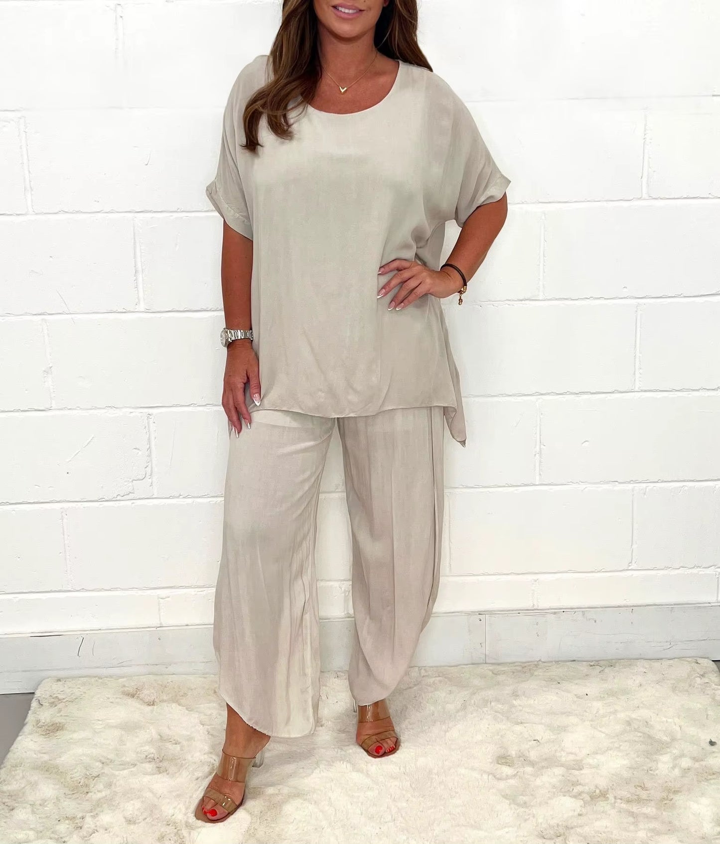 Chic Flow: Summer Elegance Two-Piece Set for Modern Women